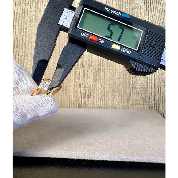 New 75% 18k Rose Gold filled, 1CT Moissanite Ring, Sz. 8 - Picture 5 of 7